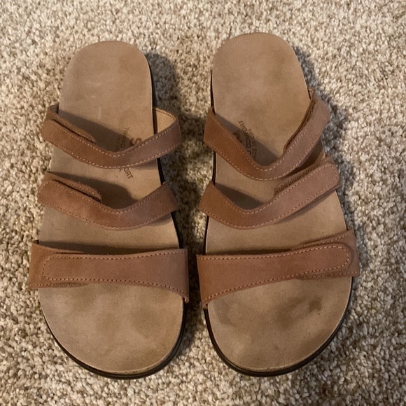 SAS Naples Tan Leather Slip on Sandals size 7 - Picture 2 of 9